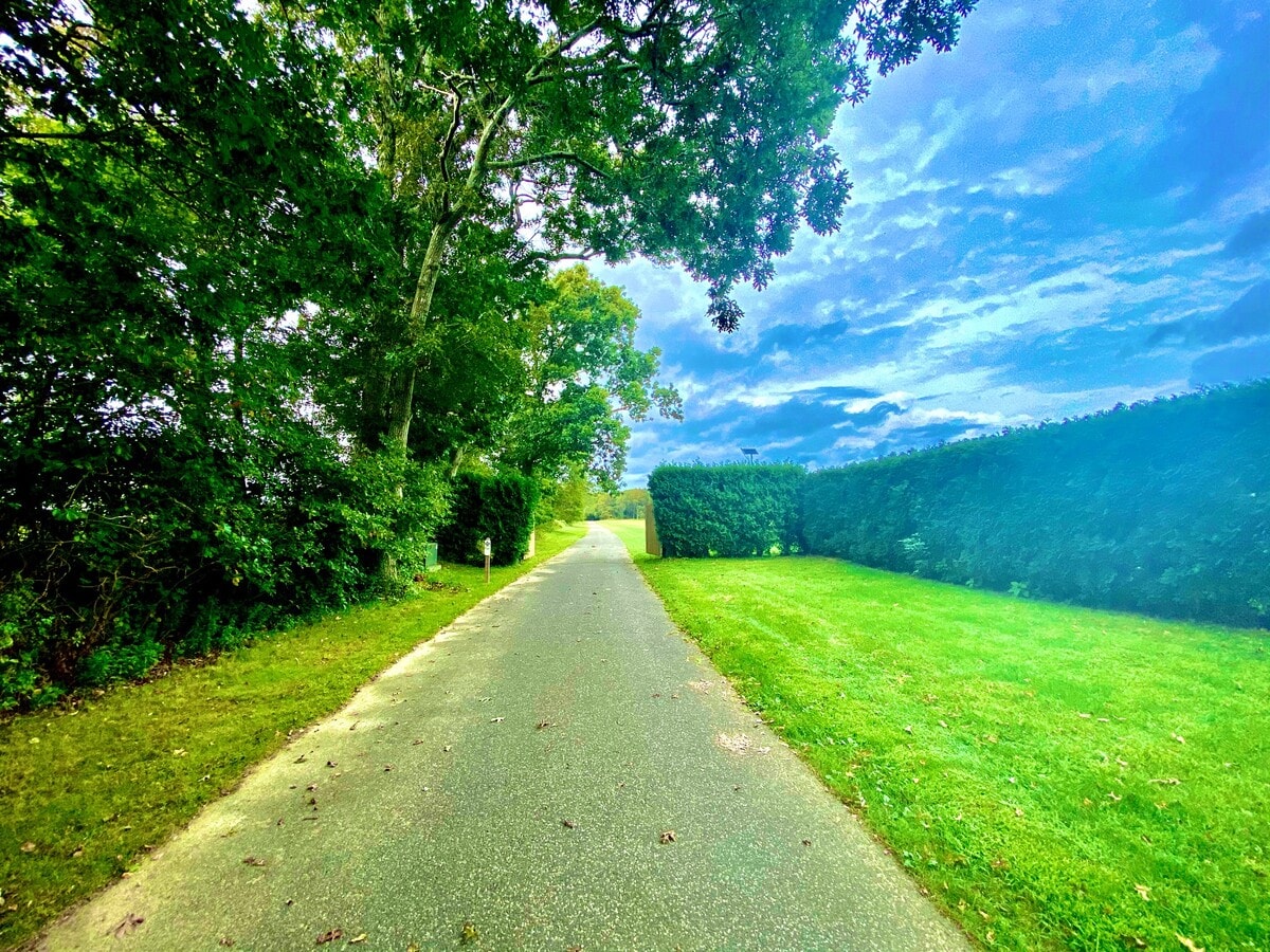 17 Lewis Rd, East Quogue, NY 11942