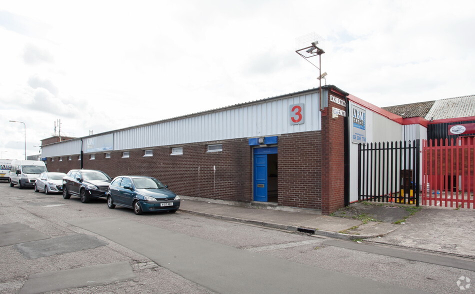 Clydesmuir Rd, Cardiff for lease - Primary Photo - Image 1 of 3