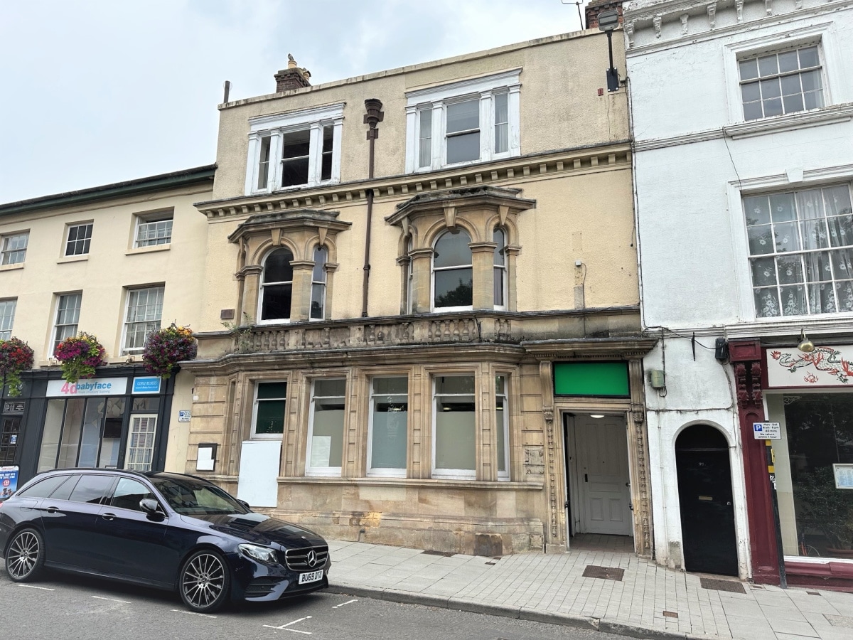 95 High St, Newport for sale Building Photo- Image 1 of 1