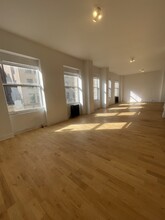 13-15 W 28th St, New York, NY for lease Interior Photo- Image 2 of 4