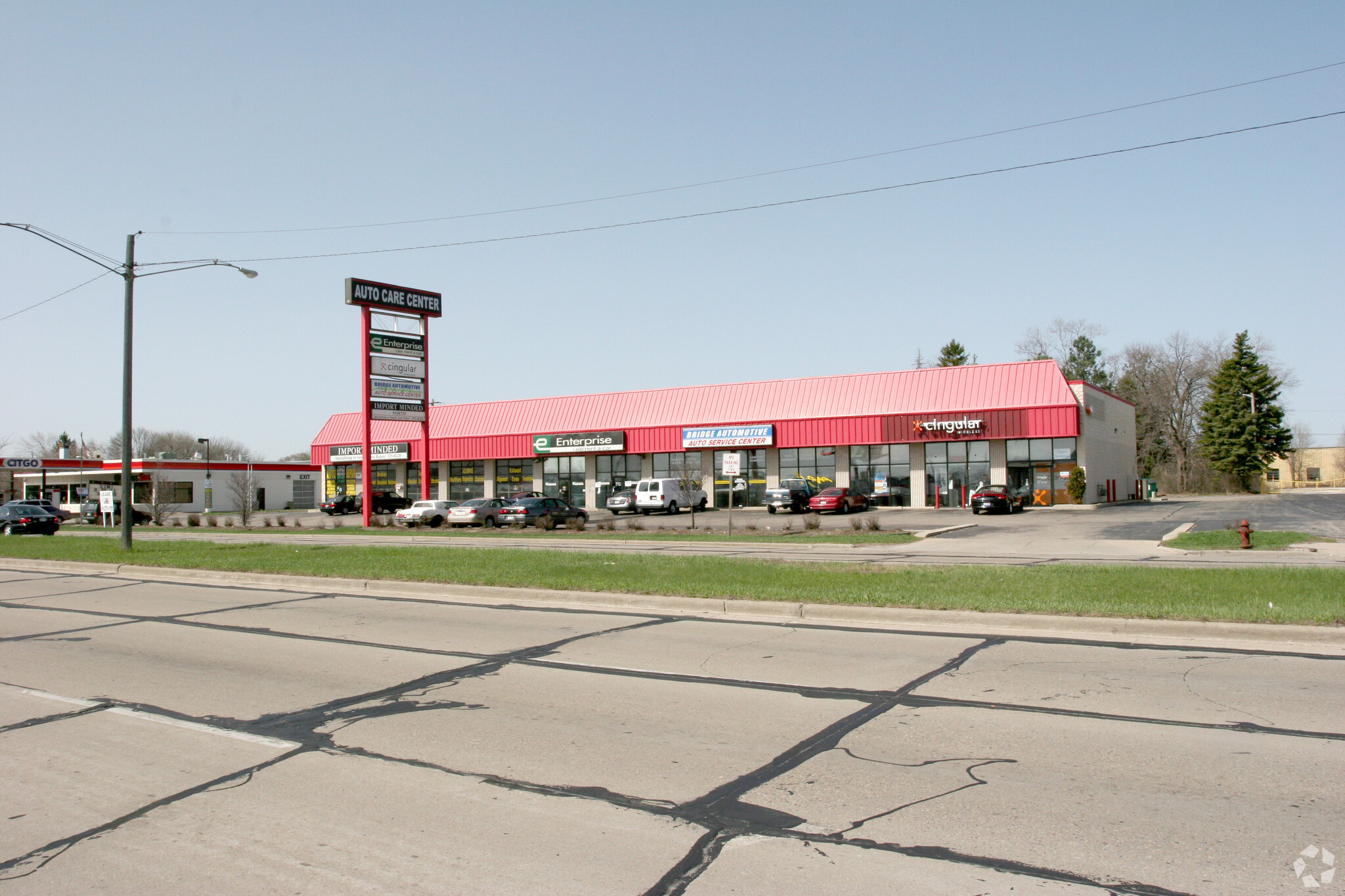 8025-8055 N 76th St, Milwaukee, WI for lease Primary Photo- Image 1 of 5