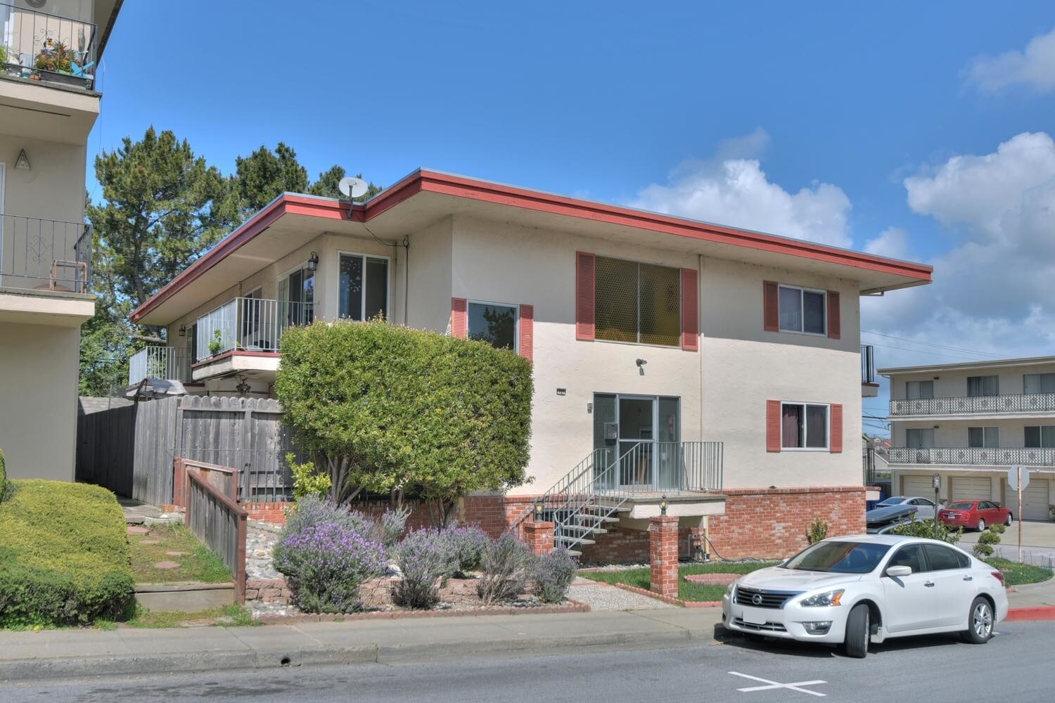 502 Richmond Dr, Millbrae, CA for sale Primary Photo- Image 1 of 1