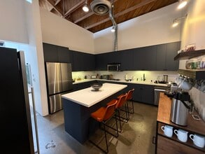 2014-2058 Broadway, Santa Monica, CA for lease Building Photo- Image 2 of 6