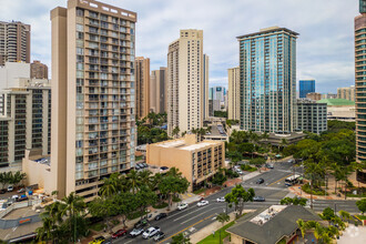 1911 Kalakaua Ave, Honolulu, HI - aerial  map view