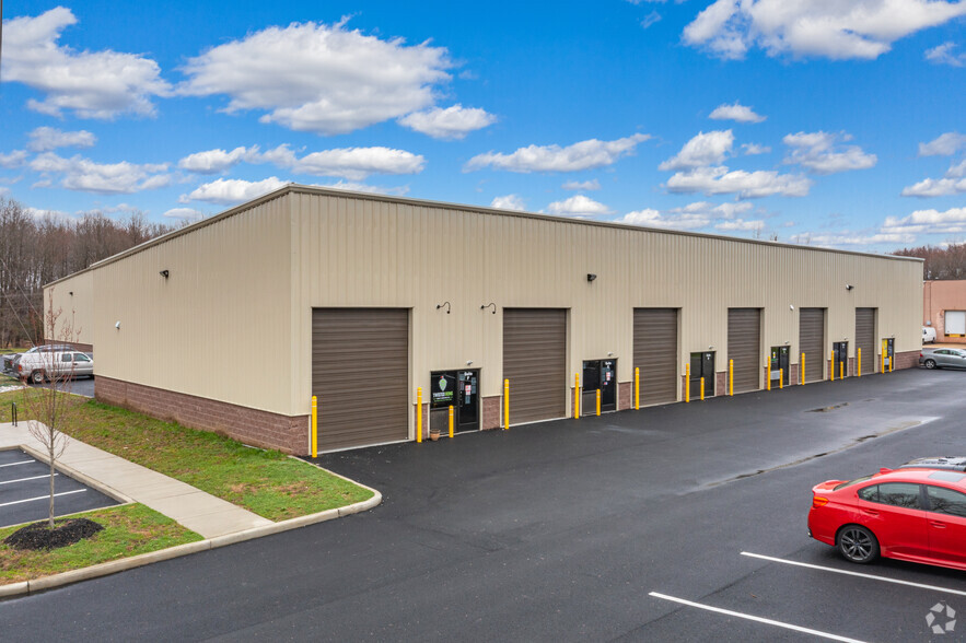 303 Ruthar Dr, Newark, DE for lease - Building Photo - Image 1 of 6