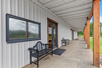 983 W Shadburn Ave, Buford, GA for lease Building Photo- Image 2 of 10