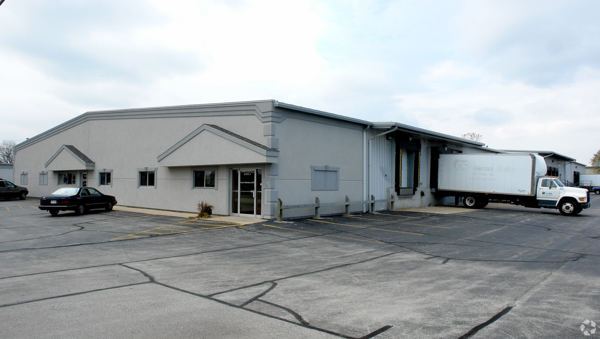 3120 Holmgren Way, Green Bay, WI for lease Primary Photo- Image 1 of 4