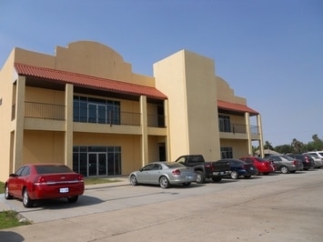 6406 McPherson Rd, Laredo, TX for sale - Primary Photo - Image 1 of 1