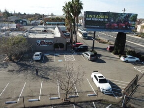 3330-3390 Fruitridge Rd, Sacramento, CA - AERIAL  map view - Image1