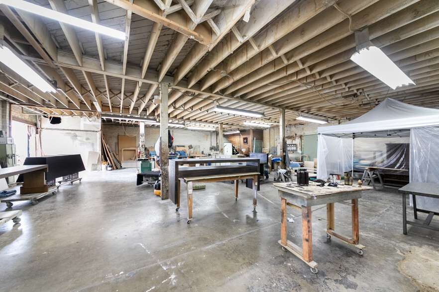 4620 W Jefferson Blvd, Los Angeles, CA for lease - Interior Photo - Image 3 of 15