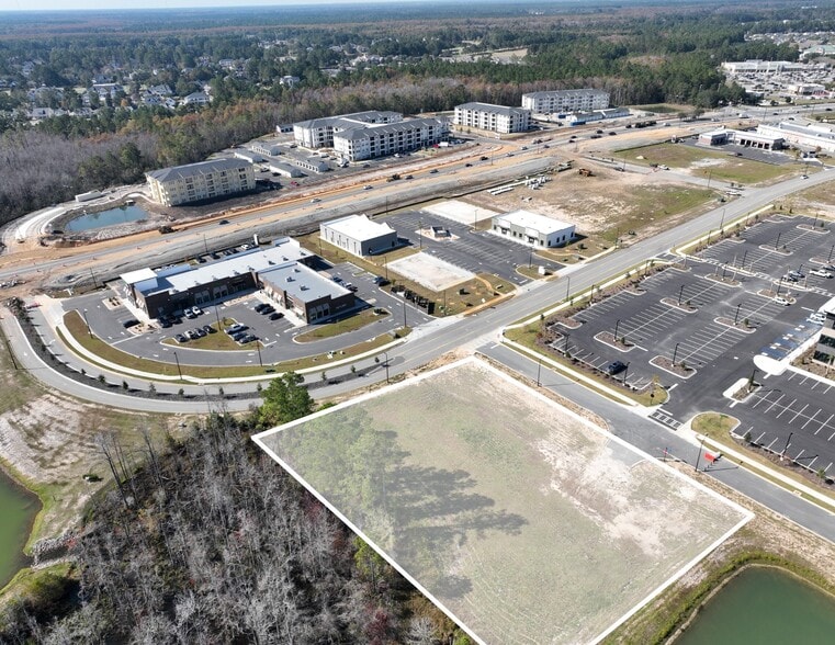 24 Mosaic Circle, Pooler, GA for lease - Primary Photo - Image 3 of 5