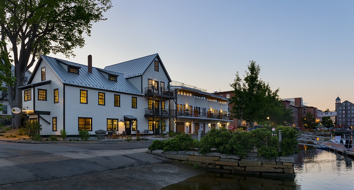 13 Water St, Newmarket, NH 03857 Office/Retail for Lease