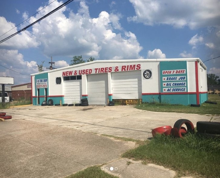 7818 Plank Rd, Baton Rouge, LA 70811