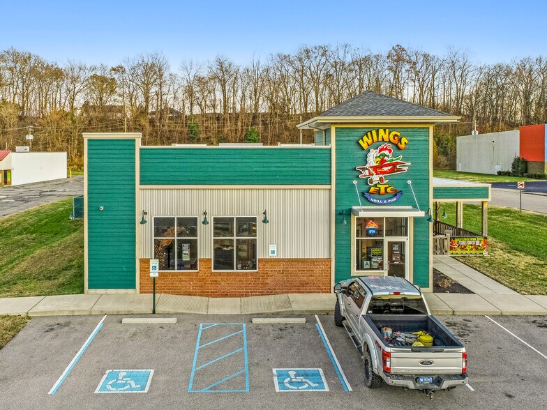 401 Walker Dr, Henderson, KY 42420 Wings ETC