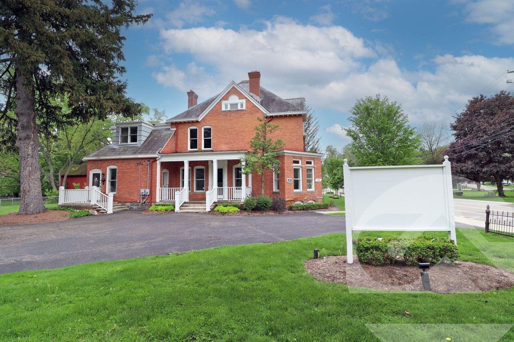 32440 Franklin Rd, Franklin, MI for sale Primary Photo- Image 1 of 2