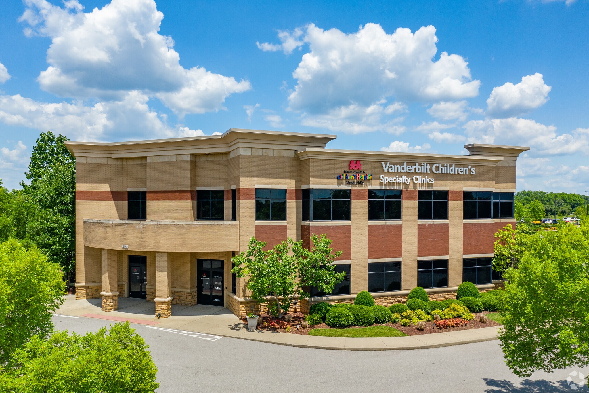 1155 Kennedy Dr, Murfreesboro, TN for sale Primary Photo- Image 1 of 1