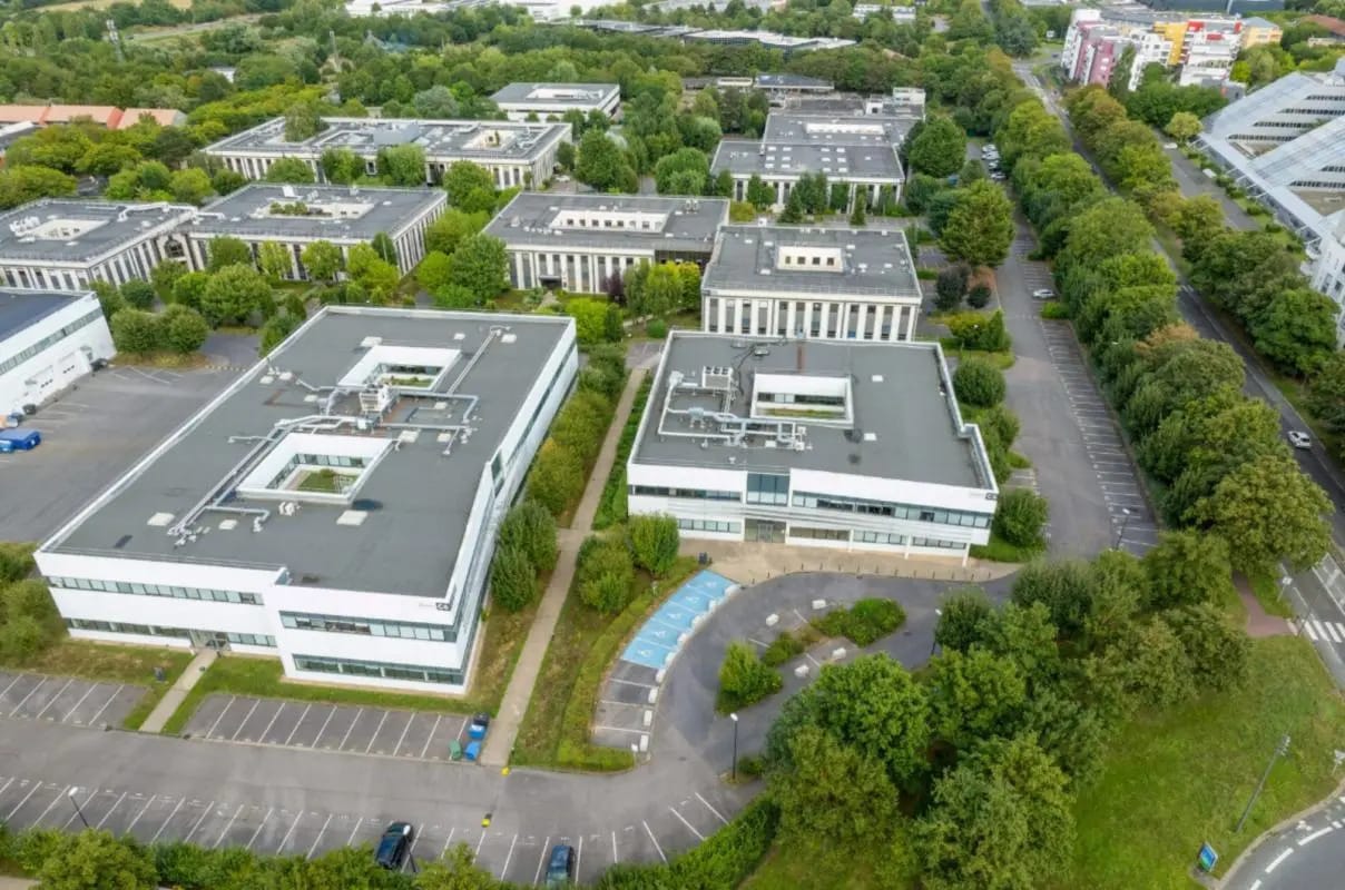 Flex in Cergy for lease Aerial- Image 1 of 12