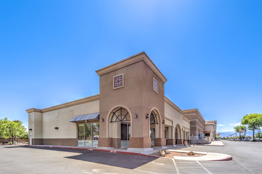 2943-3073 W Craig Rd, North Las Vegas, NV for lease - Building Photo - Image 3 of 67