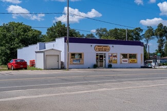 More details for 7861 Mystic Lake Dr, Lake, MI - Retail for Sale