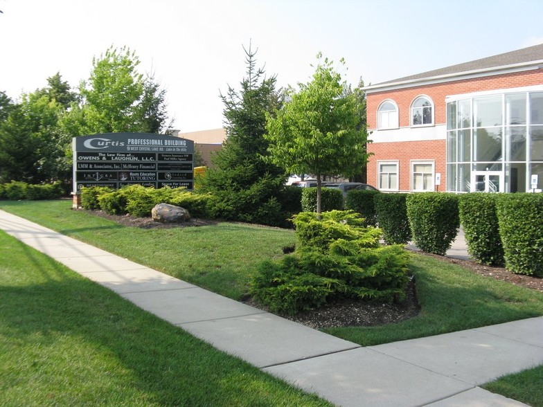 9 Crystal Lake Rd, Lake In The Hills, Il 60156 - Office For Lease 