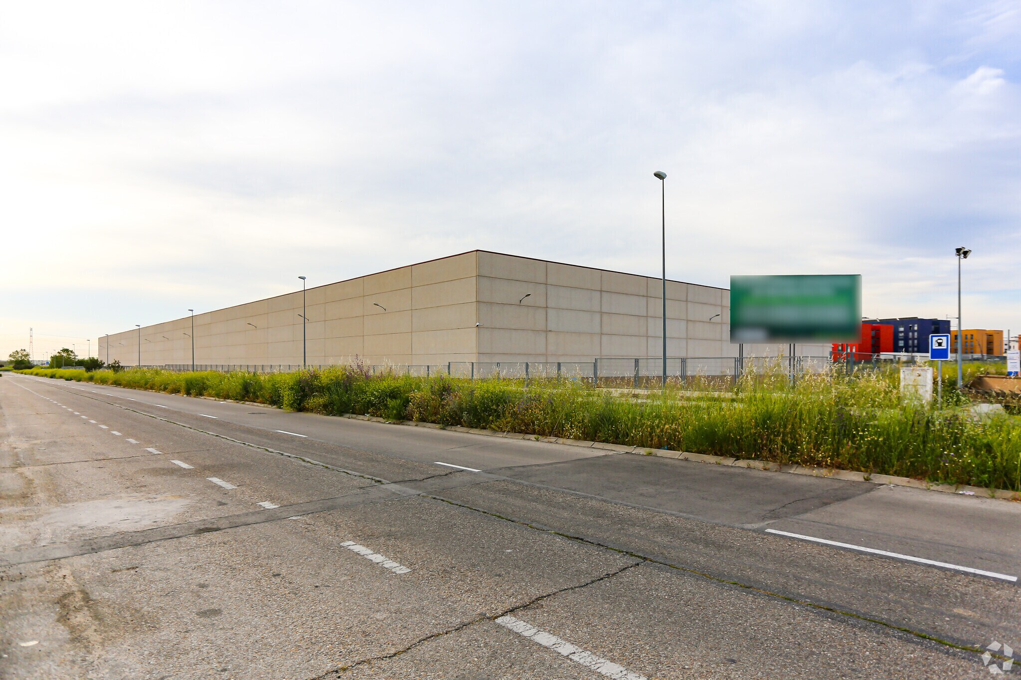 Industrial in Parla, Madrid for lease Primary Photo- Image 1 of 4