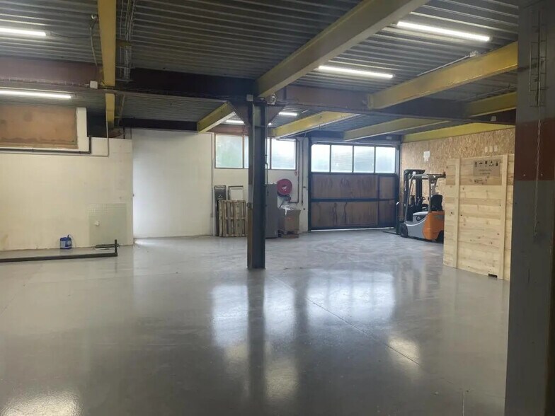 Industrial in Colomars for lease - Interior Photo - Image 3 of 7