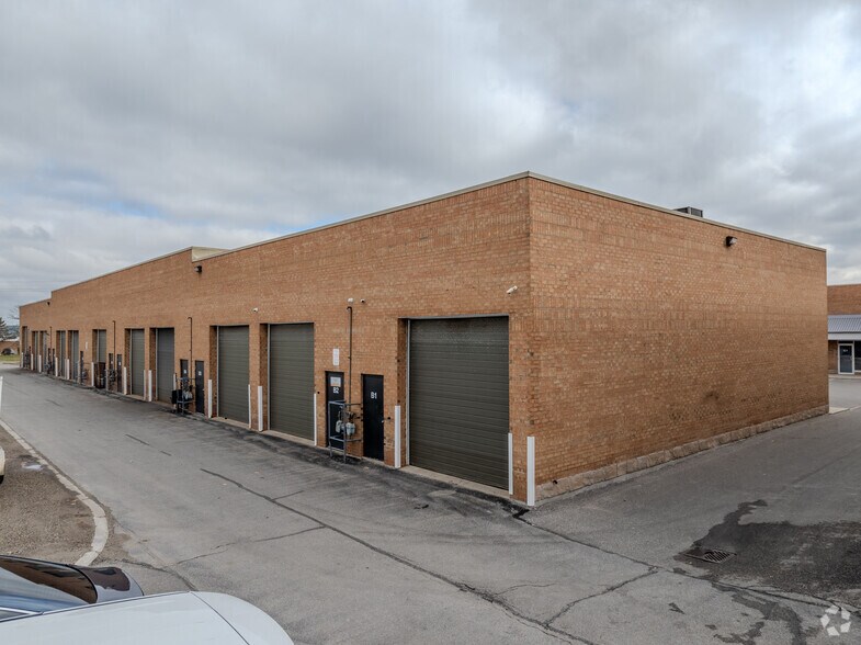 8 Automatic Rd, Brampton, ON for sale - Building Photo - Image 2 of 3