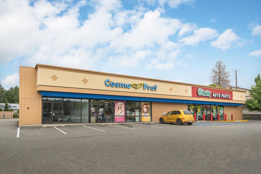 8702 N Division St, Spokane, WA for lease - Building Photo - Image 1 of 11