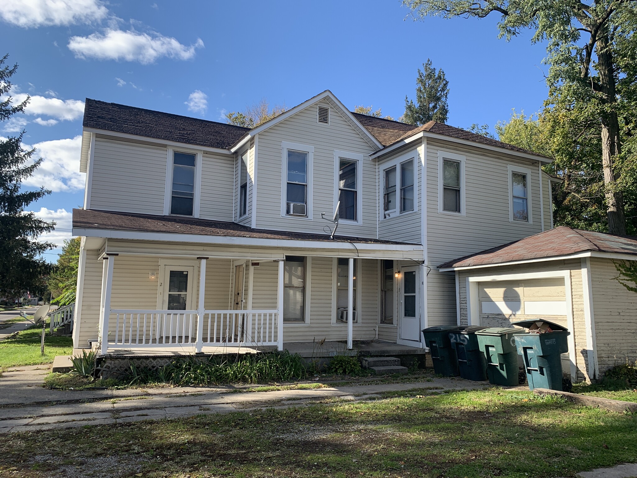 612 W Adams St, Muncie, IN for sale Primary Photo- Image 1 of 3