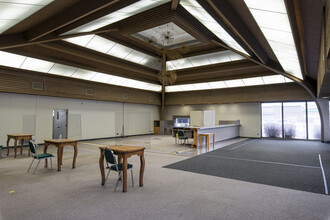 4555 Liberty Rd S, Salem, OR for lease Building Photo- Image 2 of 15