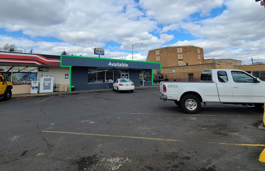 1002 W Garland Ave, Spokane, WA 99205