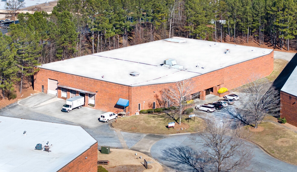 3285 Saturn Ct, Peachtree Corners, GA for lease - Building Photo - Image 1 of 46