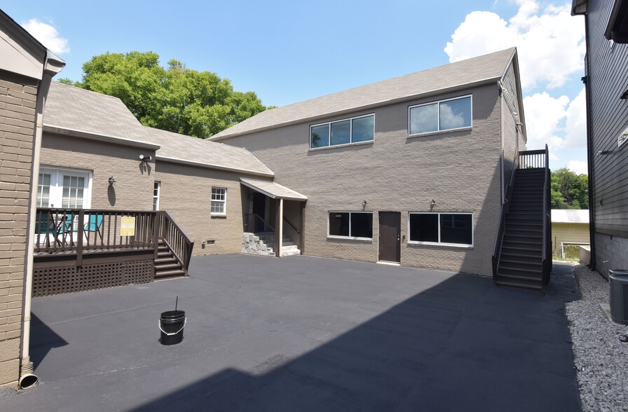 2702 Greystone Rd, Nashville, TN for lease - Building Photo - Image 3 of 20