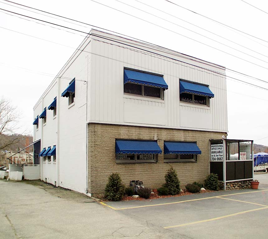 112 Pershing St, Ansonia, CT for lease Primary Photo- Image 1 of 3