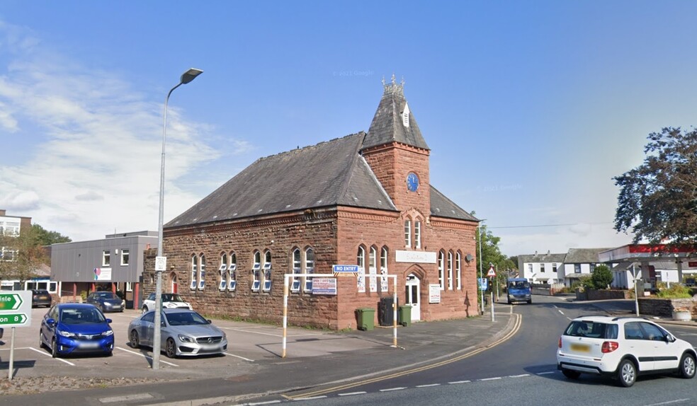 Market Sq, Wigton for lease - Primary Photo - Image 1 of 8