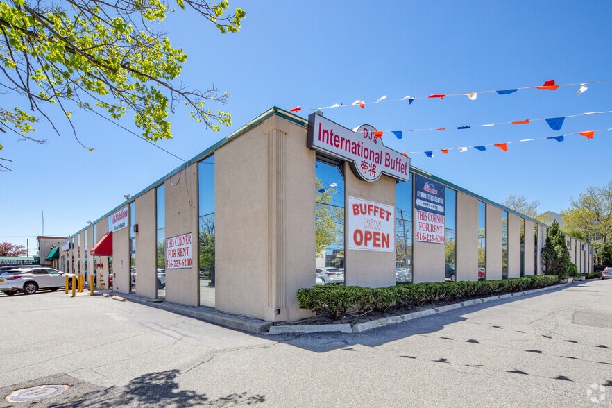 1100 Stewart Ave, Garden City, NY 11530 Flex for Sale
