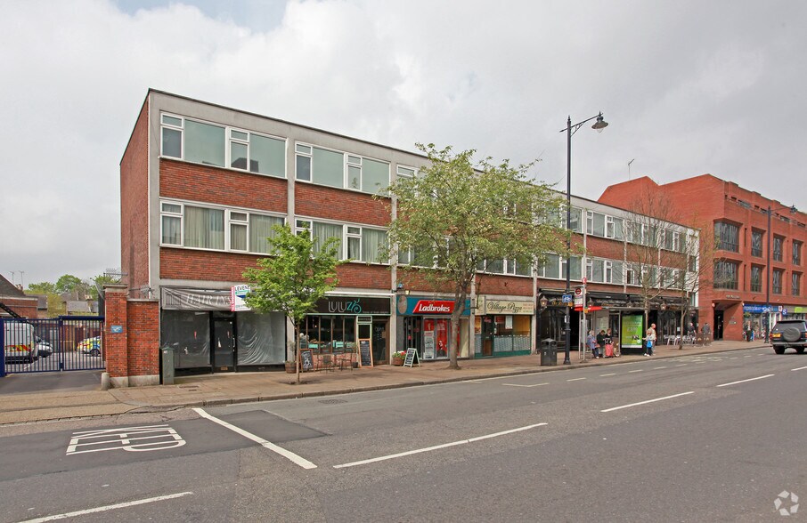 4357 London Rd, Twickenham, TW1 3SZ Twining House