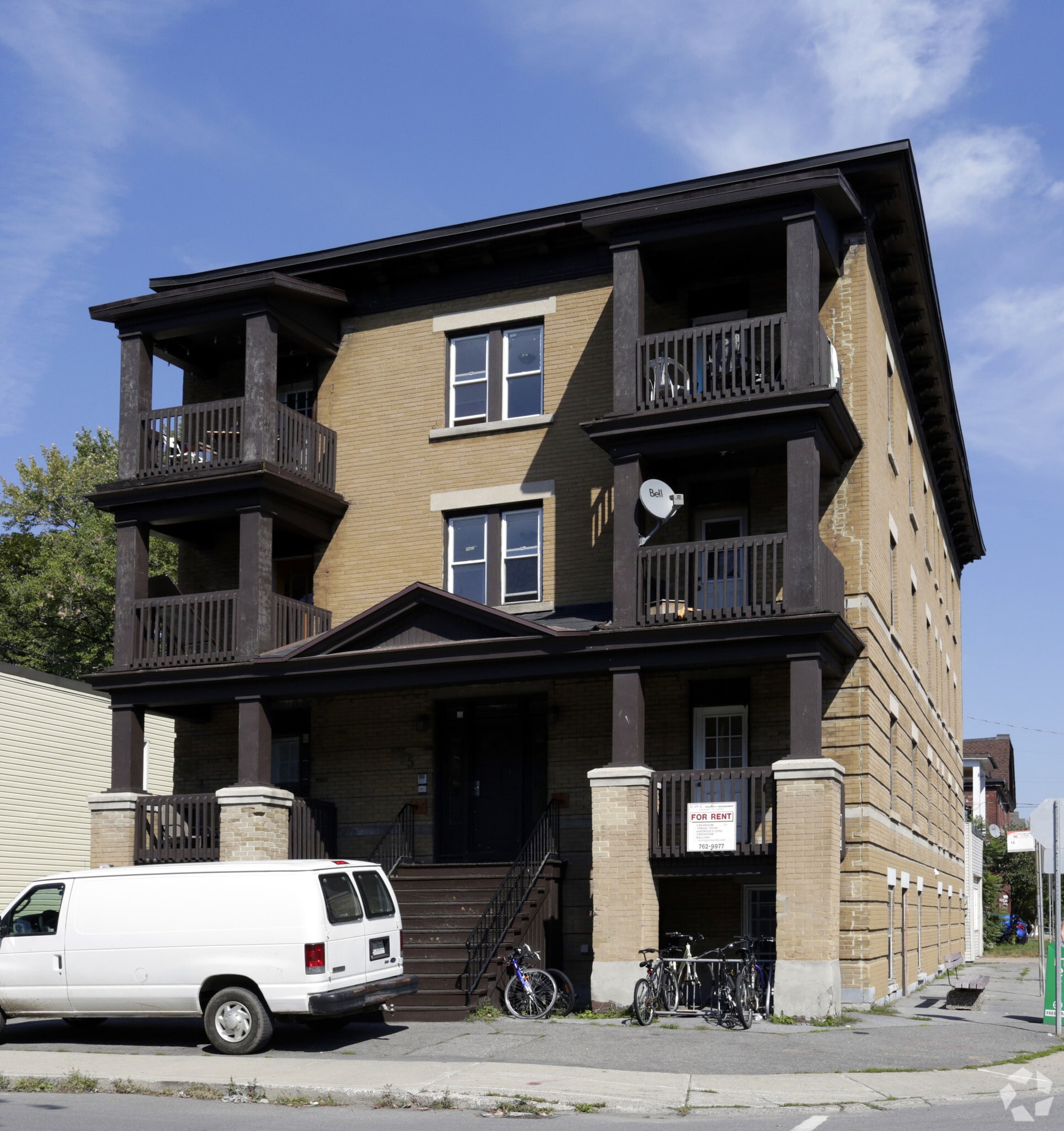 395 Chapel St, Ottawa, ON K1N 7Z5