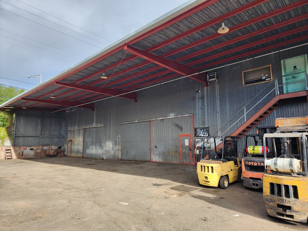 852 Mapunapuna St, Honolulu, HI 96819