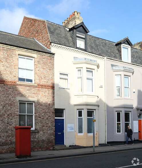 64 Duke St, Darlington for sale - Primary Photo - Image 1 of 2