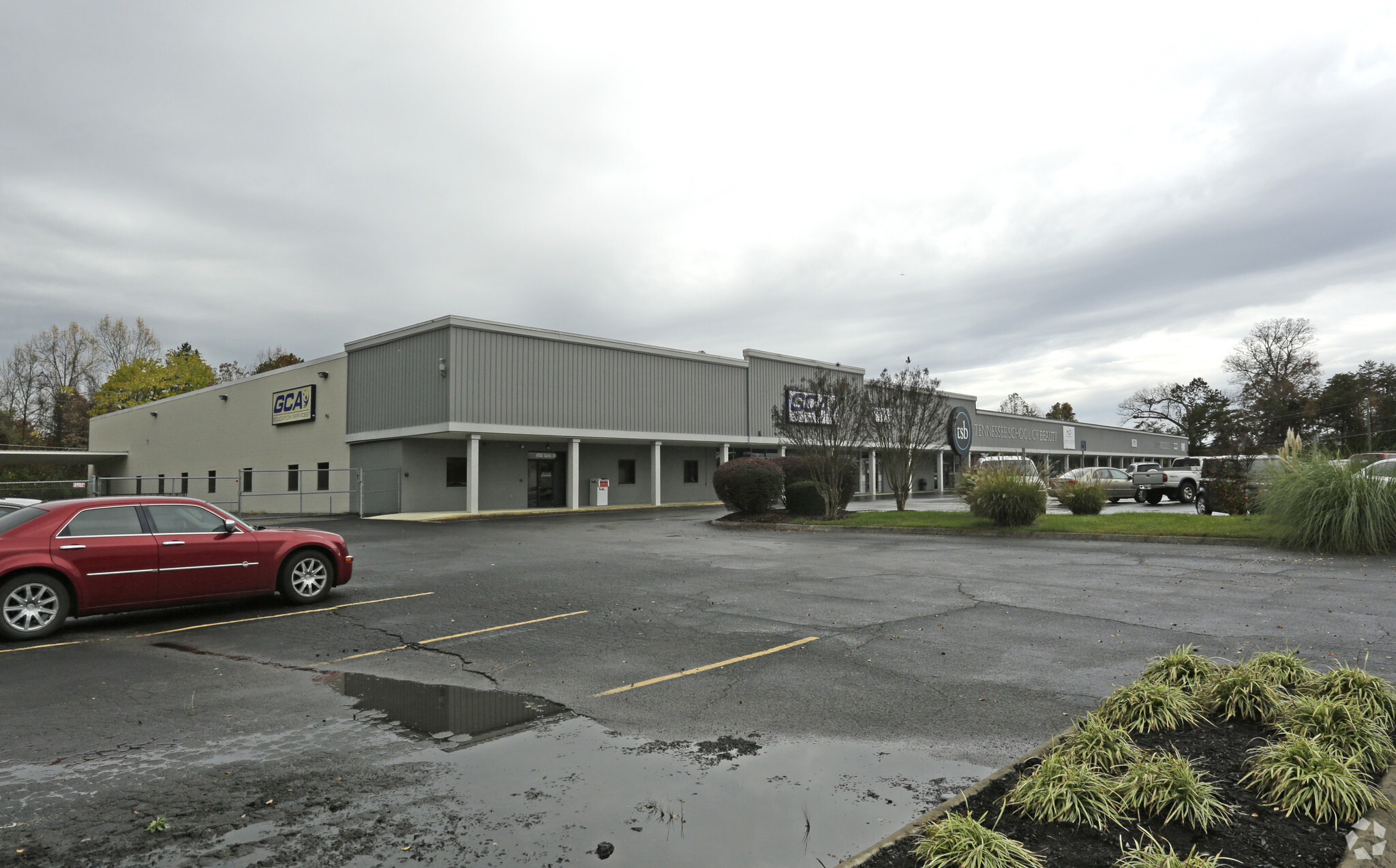 4702-4720 Western Ave, Knoxville, TN for lease Primary Photo- Image 1 of 15