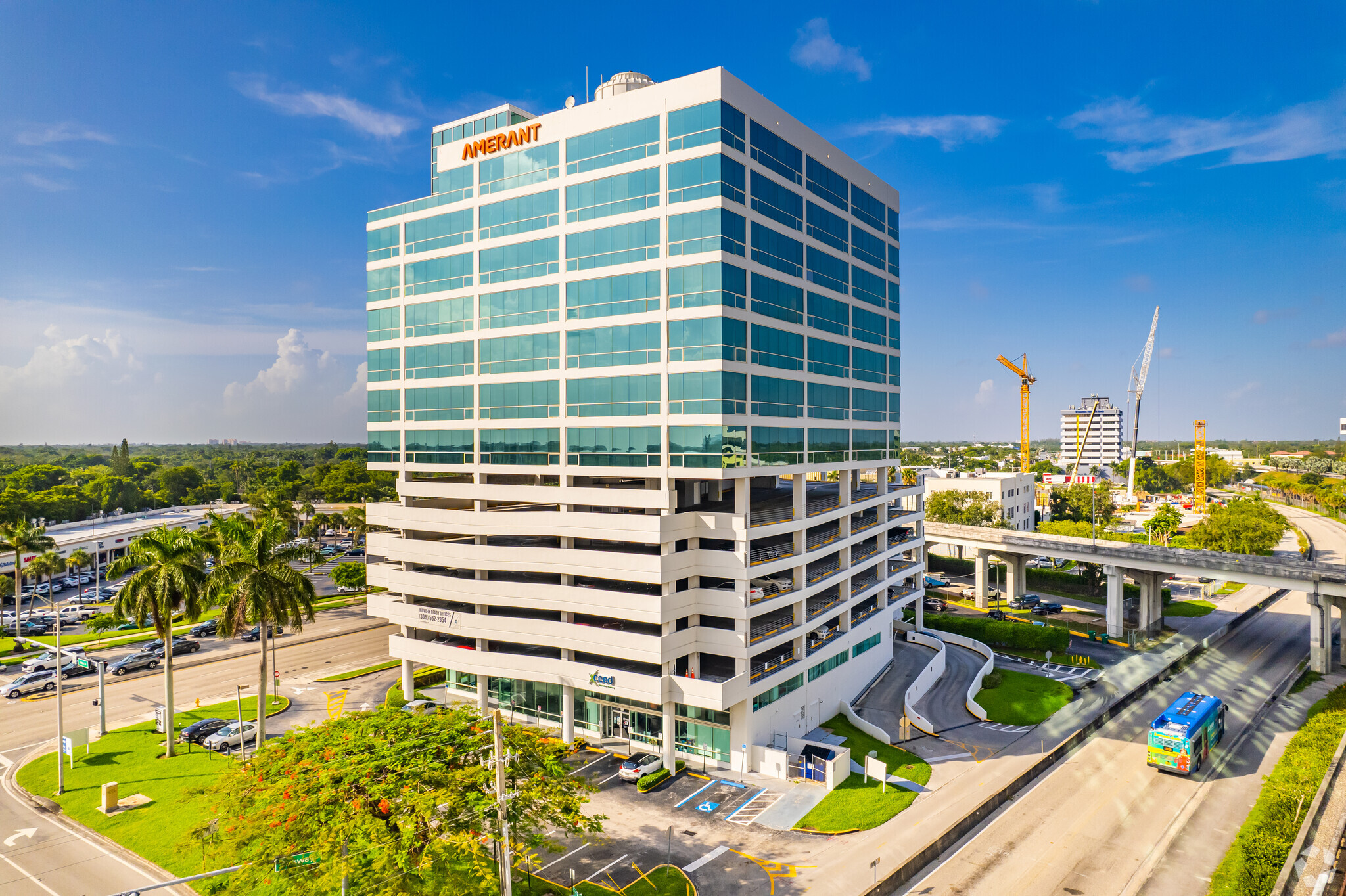 9350 S Dixie Hwy, Miami, FL 33156 - 9350 Financial Centre | LoopNet