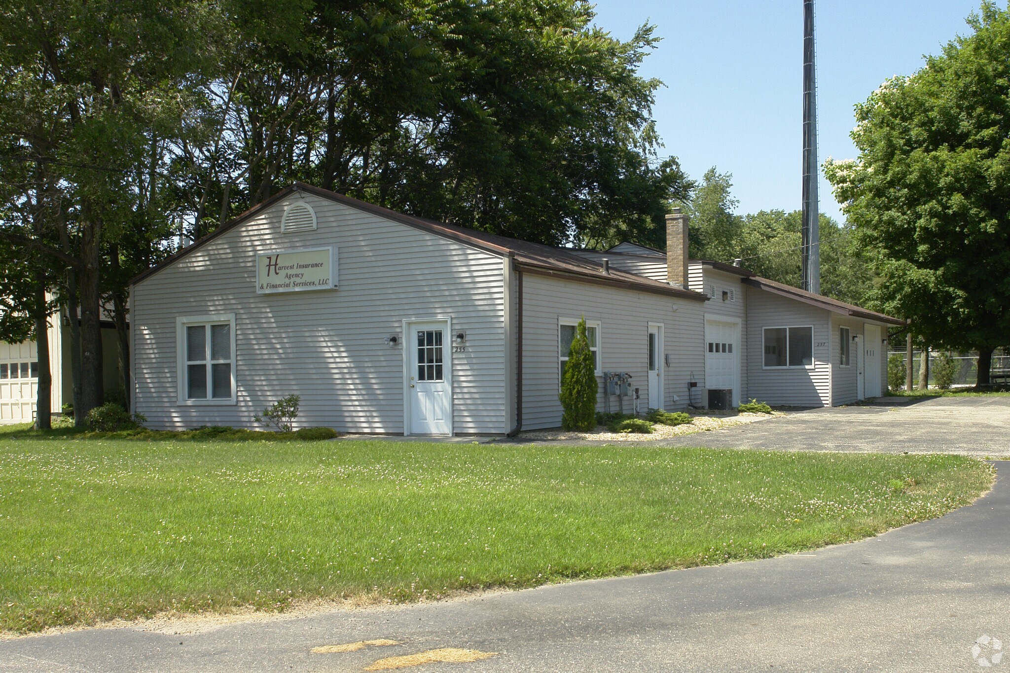 255 E 26th St, Holland, MI for sale Primary Photo- Image 1 of 1