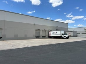 9025 S Kyrene Rd, Tempe, AZ for lease Building Photo- Image 1 of 4