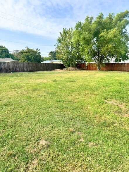 6009 Maple St, Houston, TX for sale - Building Photo - Image 2 of 12
