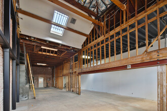 7611-7623 W Sunset Blvd, Los Angeles, CA for lease Interior Photo- Image 2 of 4