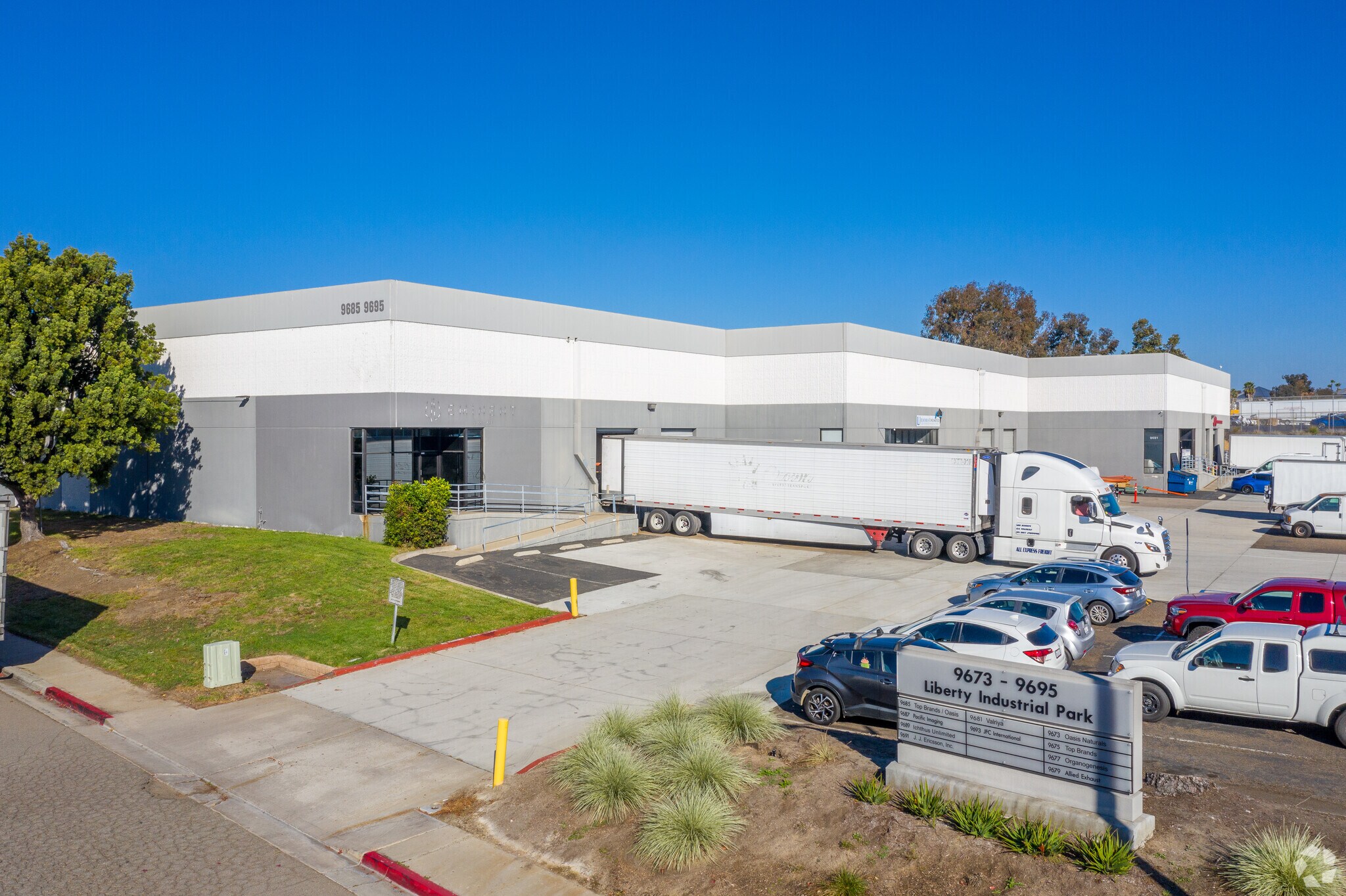 9685-9695 Distribution Ave, San Diego, CA for lease Building Photo- Image 1 of 5