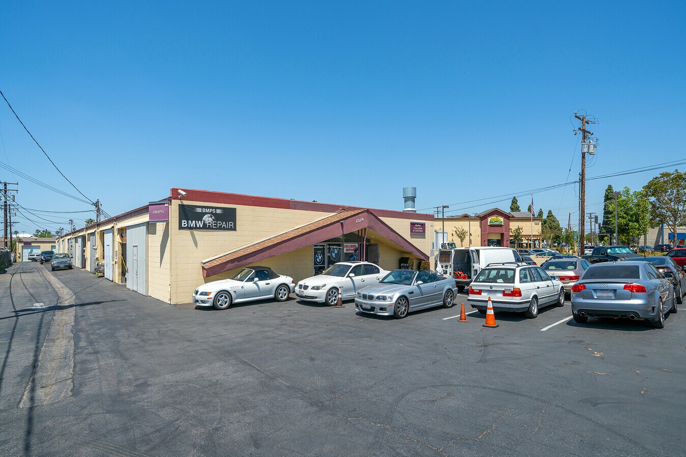 1210 N Batavia St, Orange, CA 92867