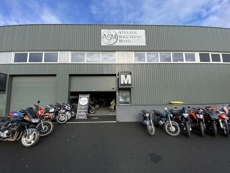 17 Route De L'Intendant, Beychac-et-Caillau for lease - Building Photo - Image 1 of 5