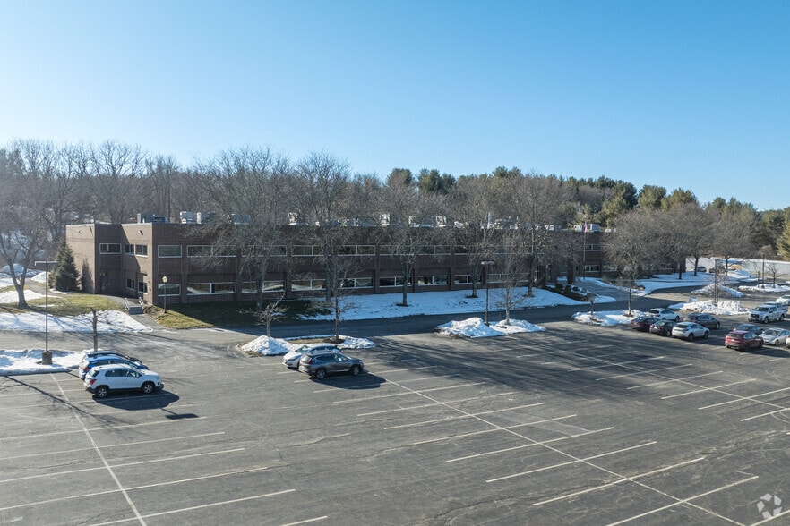 295 Foster St, Littleton, MA for sale - Primary Photo - Image 1 of 1